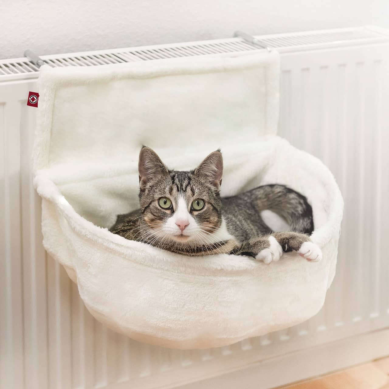 Canadian Cat Company Katzenhängematten & Fensterliegeplätze Canadian Cat Company Kuschelsack für Heizkörper weiß