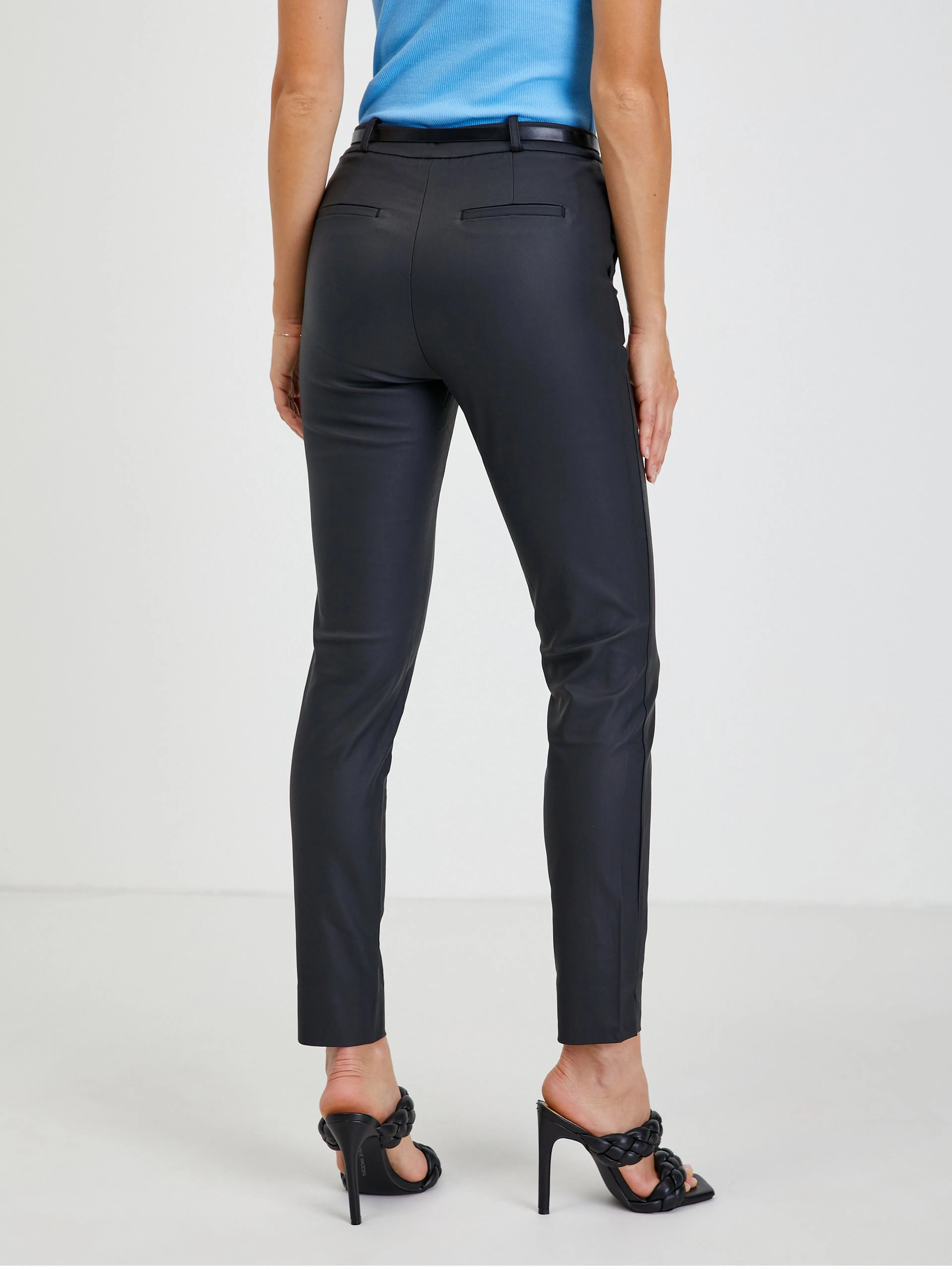 Schwarze Damenhose mit Gürtel ORSAY