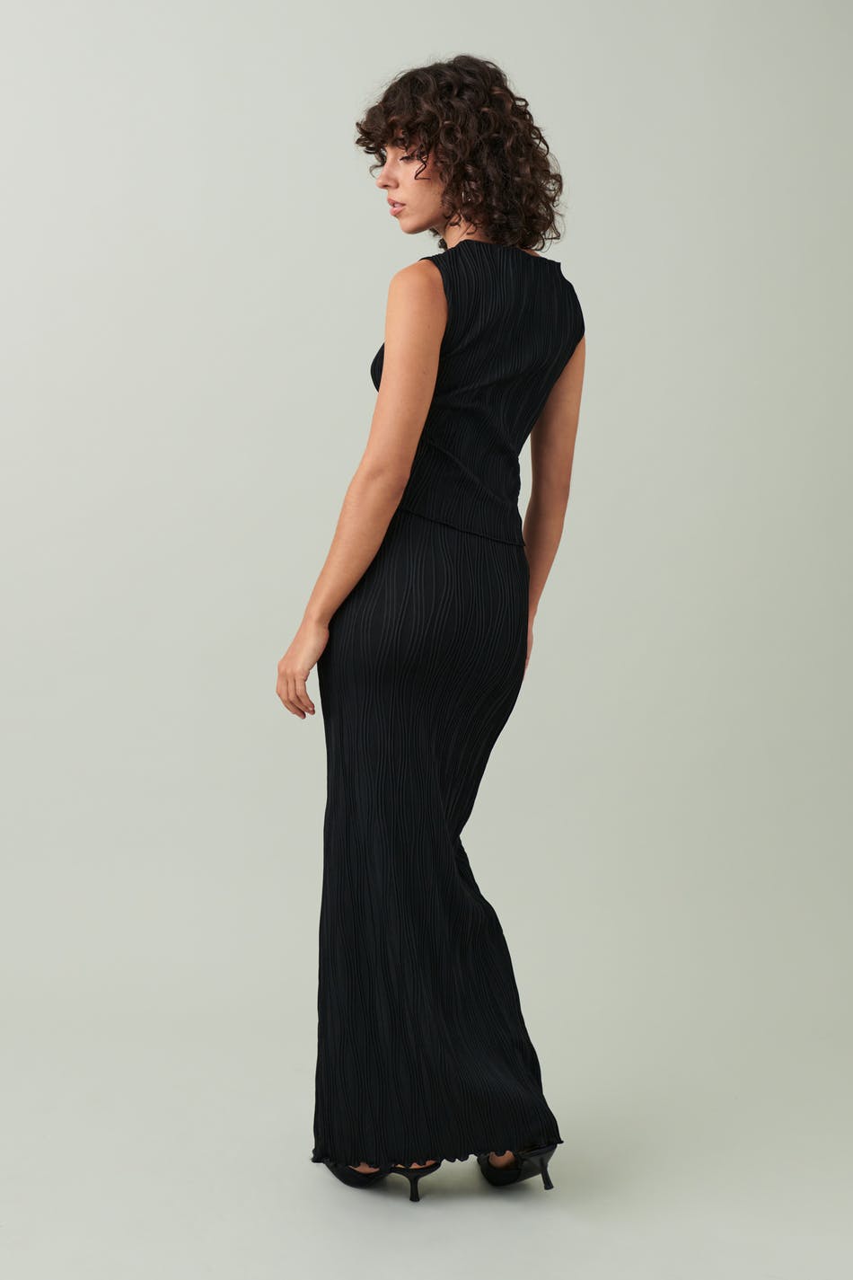 Wave textured maxi skirt