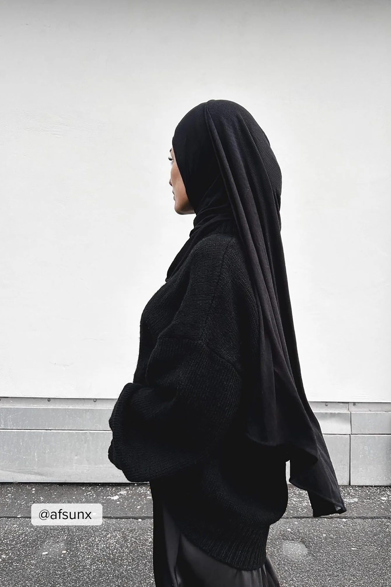 Rundhalsausschnitt Strickpullover