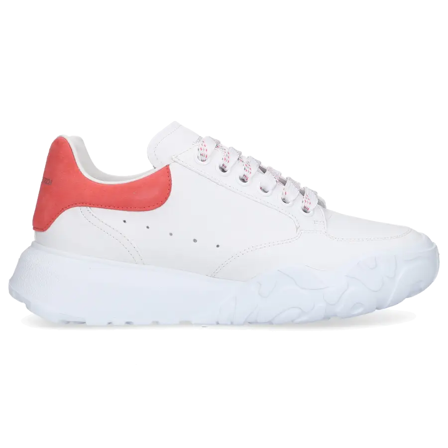 Alexander McQueen - Sneaker low COURT Kalbsleder - rot