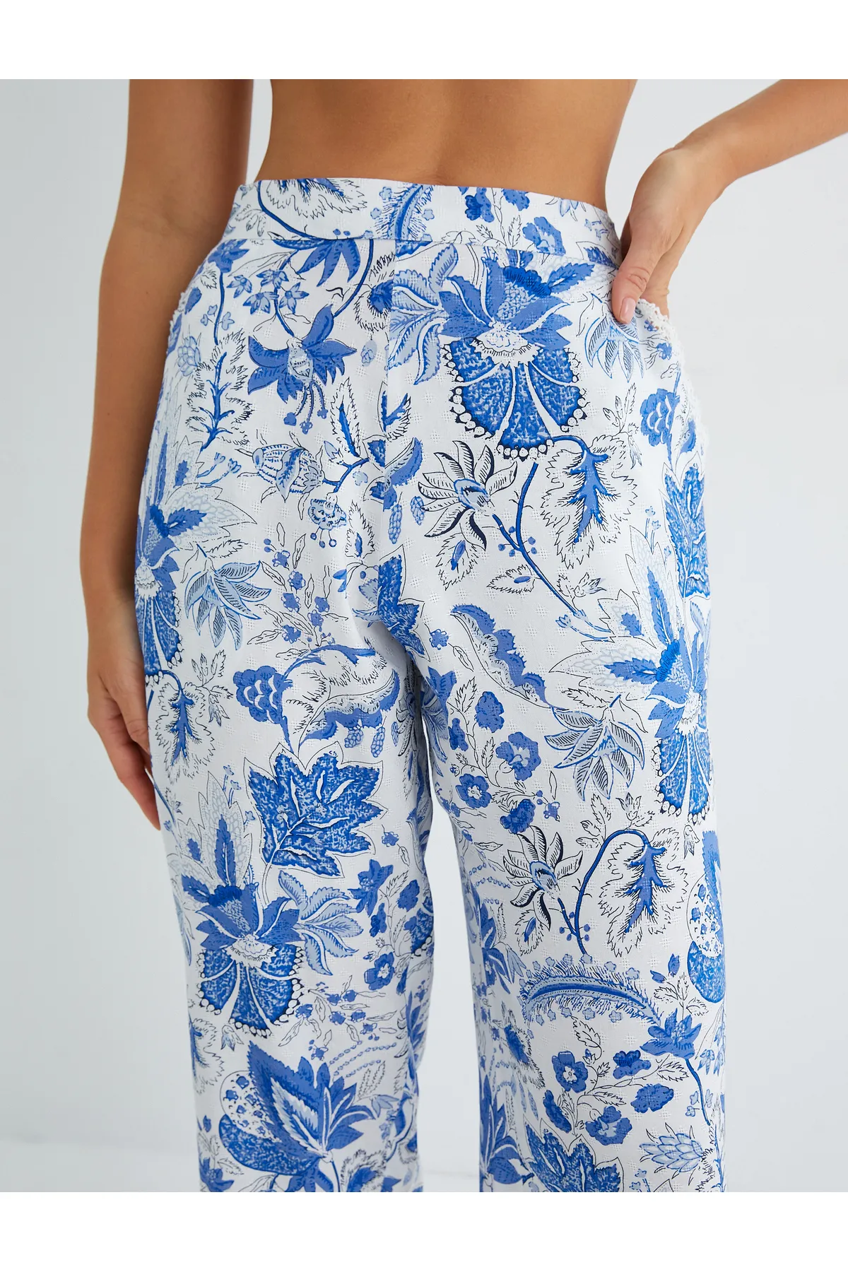 Koton  Viskose-Pyjamahose mit geradem Bein und Spitze