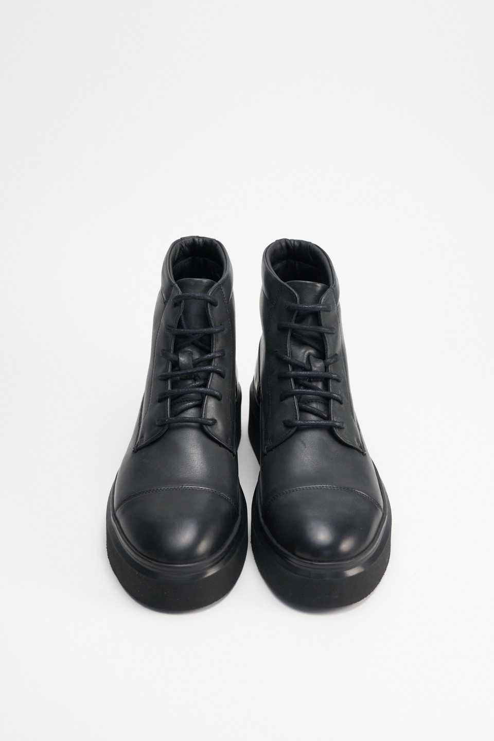 CPH519M waxed vitello black
