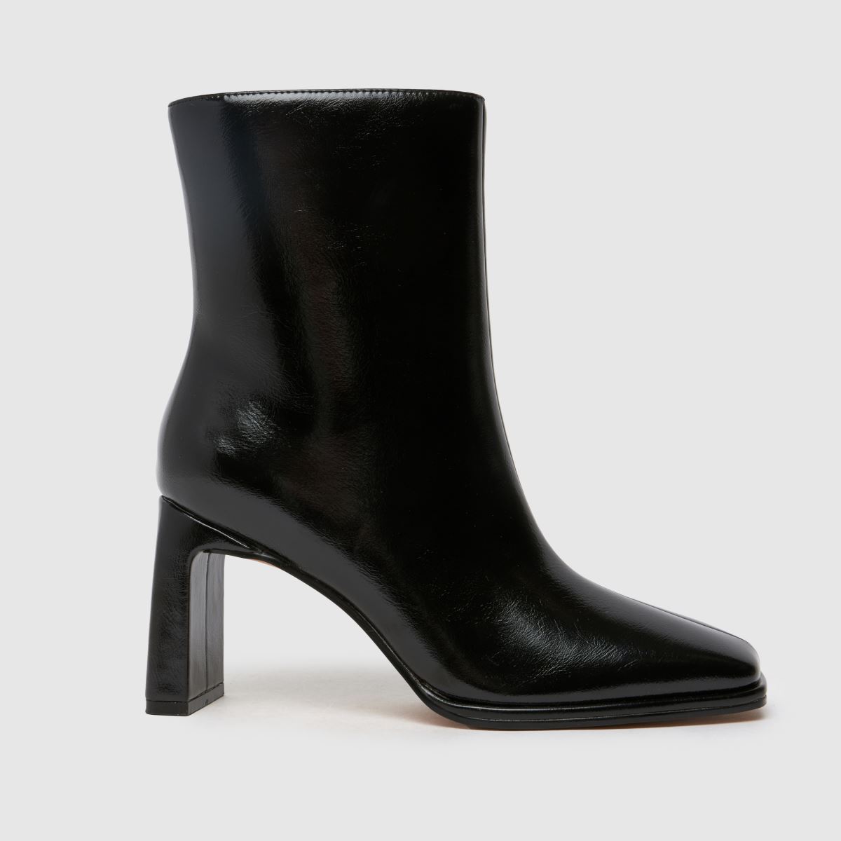 Schuh Becca – Svarta stövlar med fyrkantig tå och klack