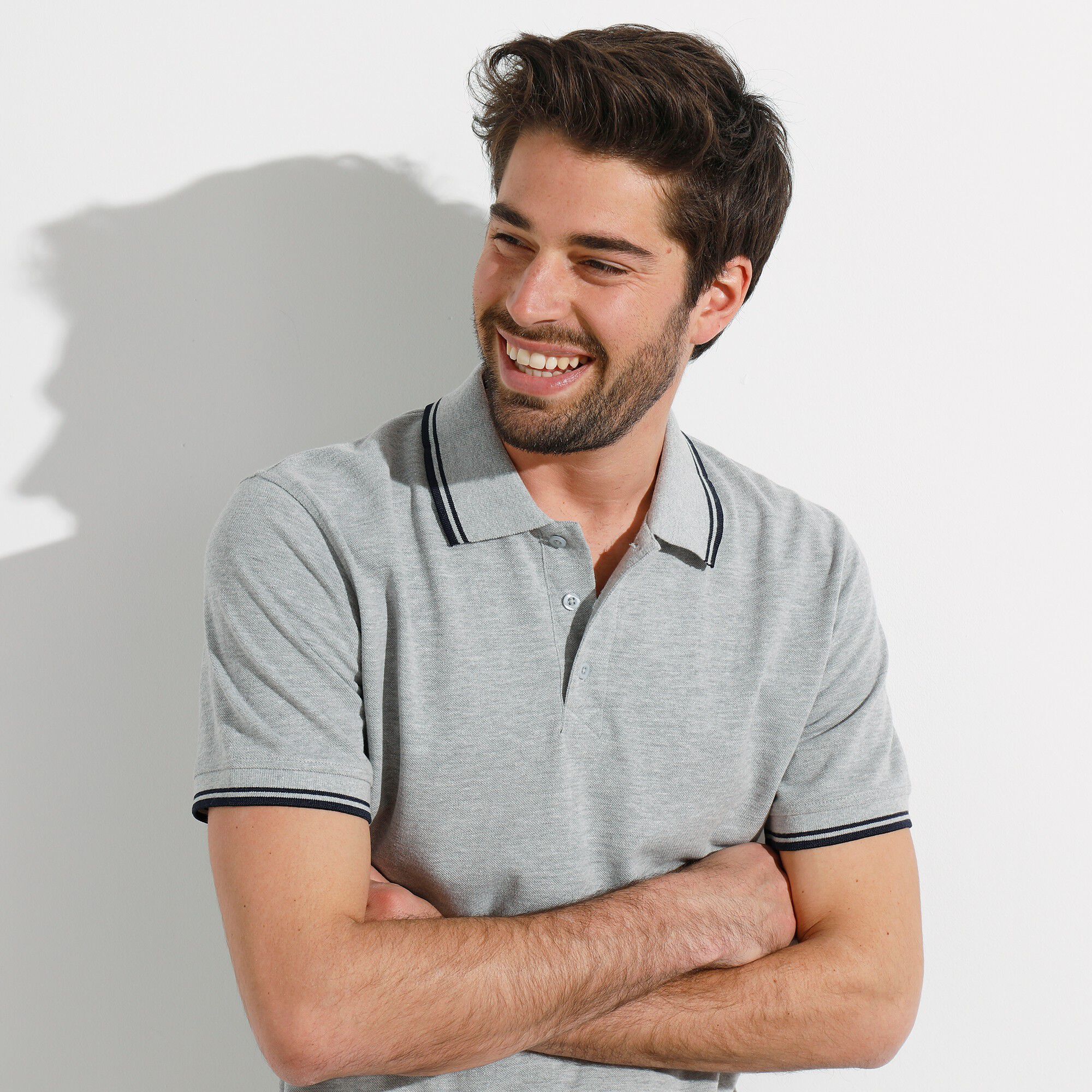Polo uni maille piquée manches courtes