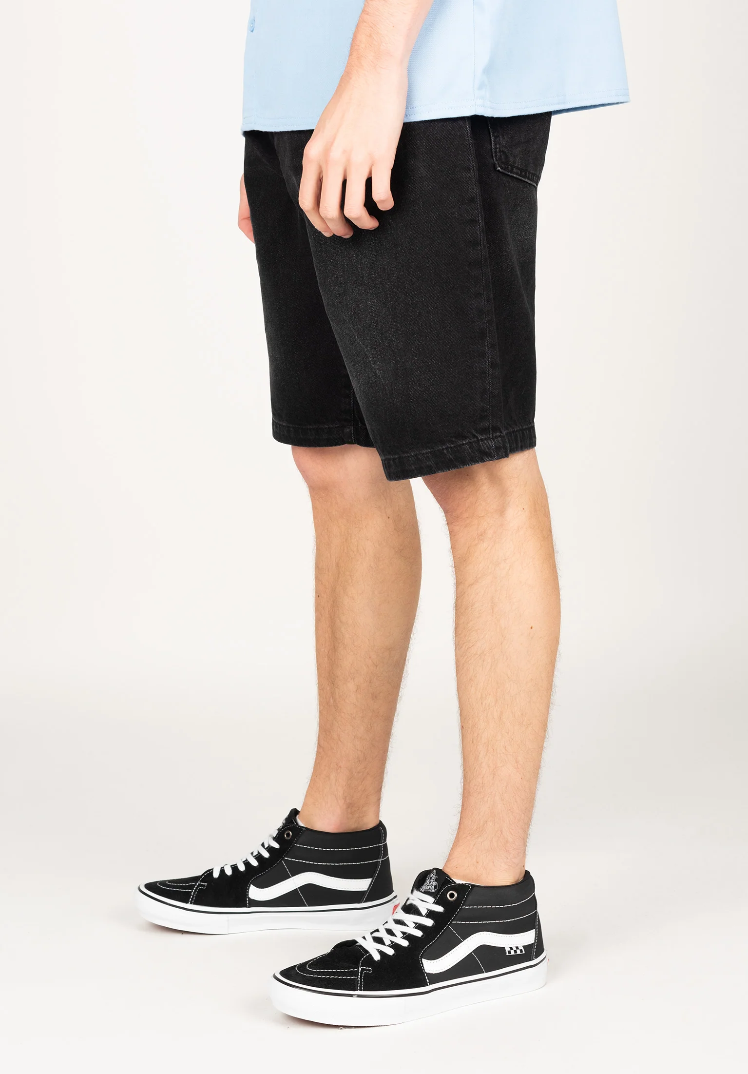 Solid Short
