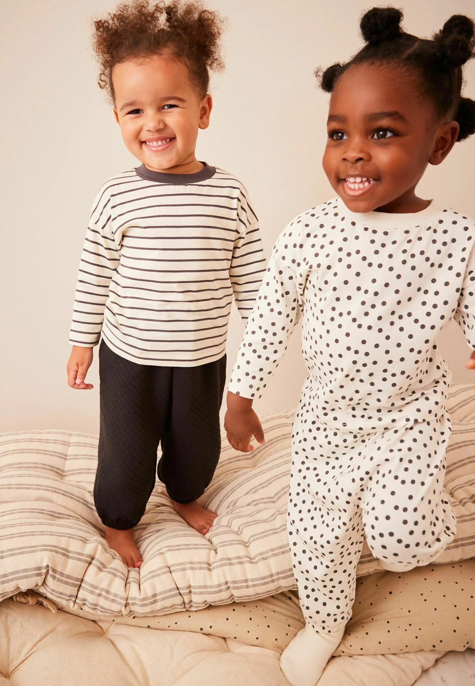 Siguiente CONJUNTO DE 2 JOGGERS ACOLCHADOS - Pijama