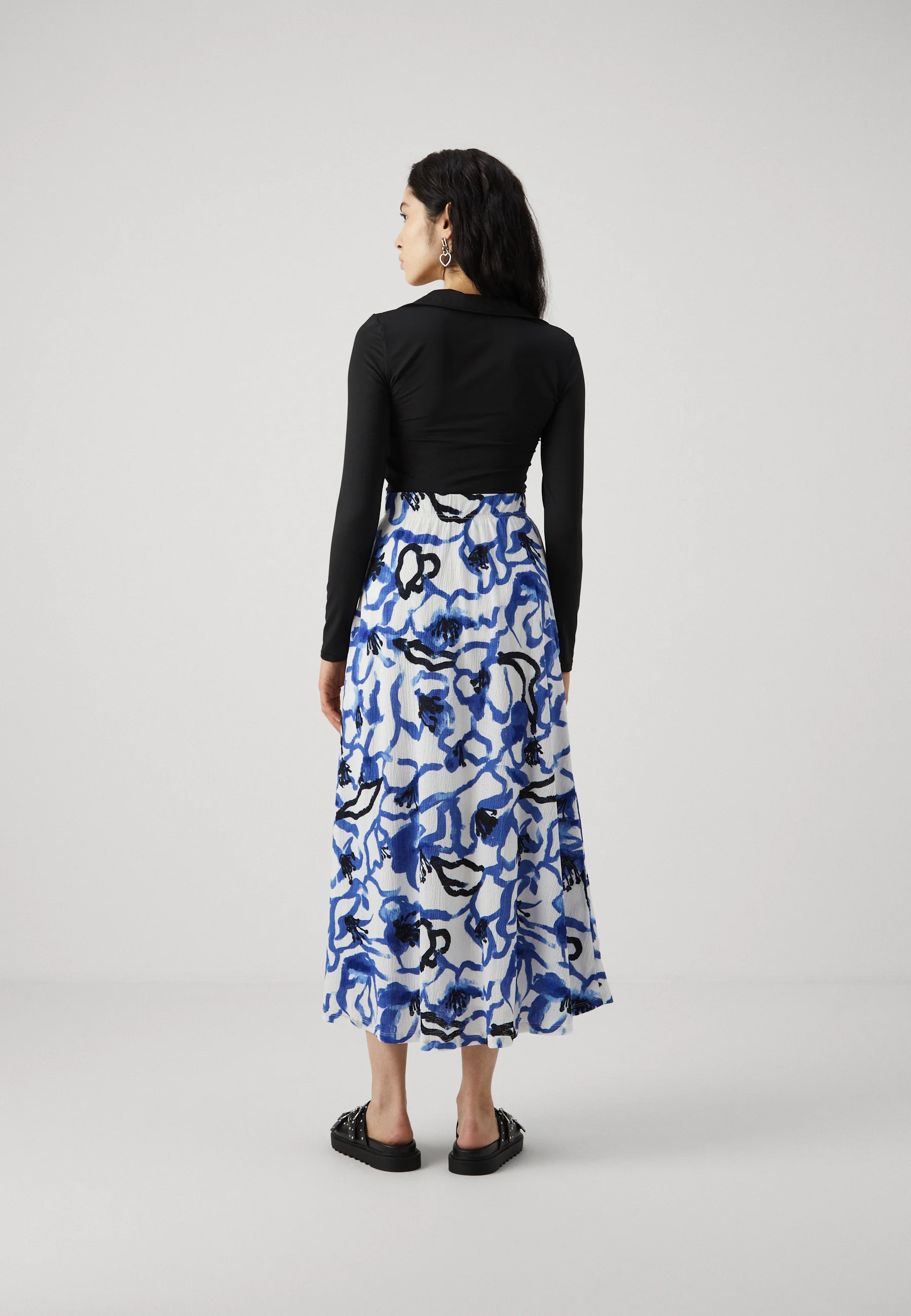 ONLY Tall ONLPELLA SKIRT - Falda acampanada