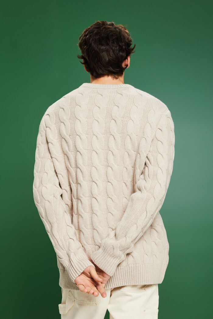 Zopfstrickpullover aus Wolle