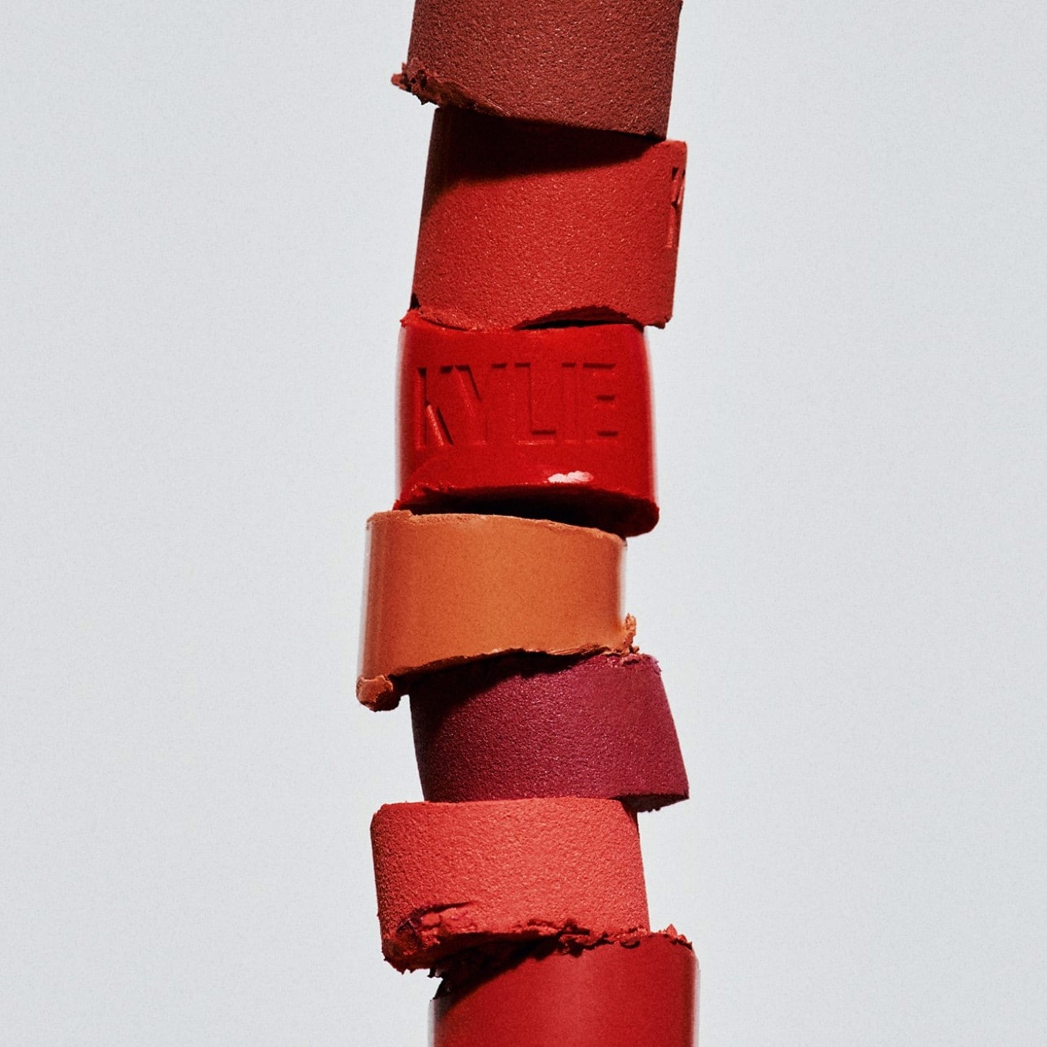 KYLIE COSMETICS Kremowa szminka