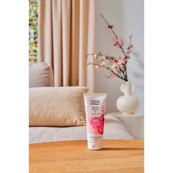 Sprchový krém Therme Mindful Blossom Shower Satin 200ml - Normálna pleť