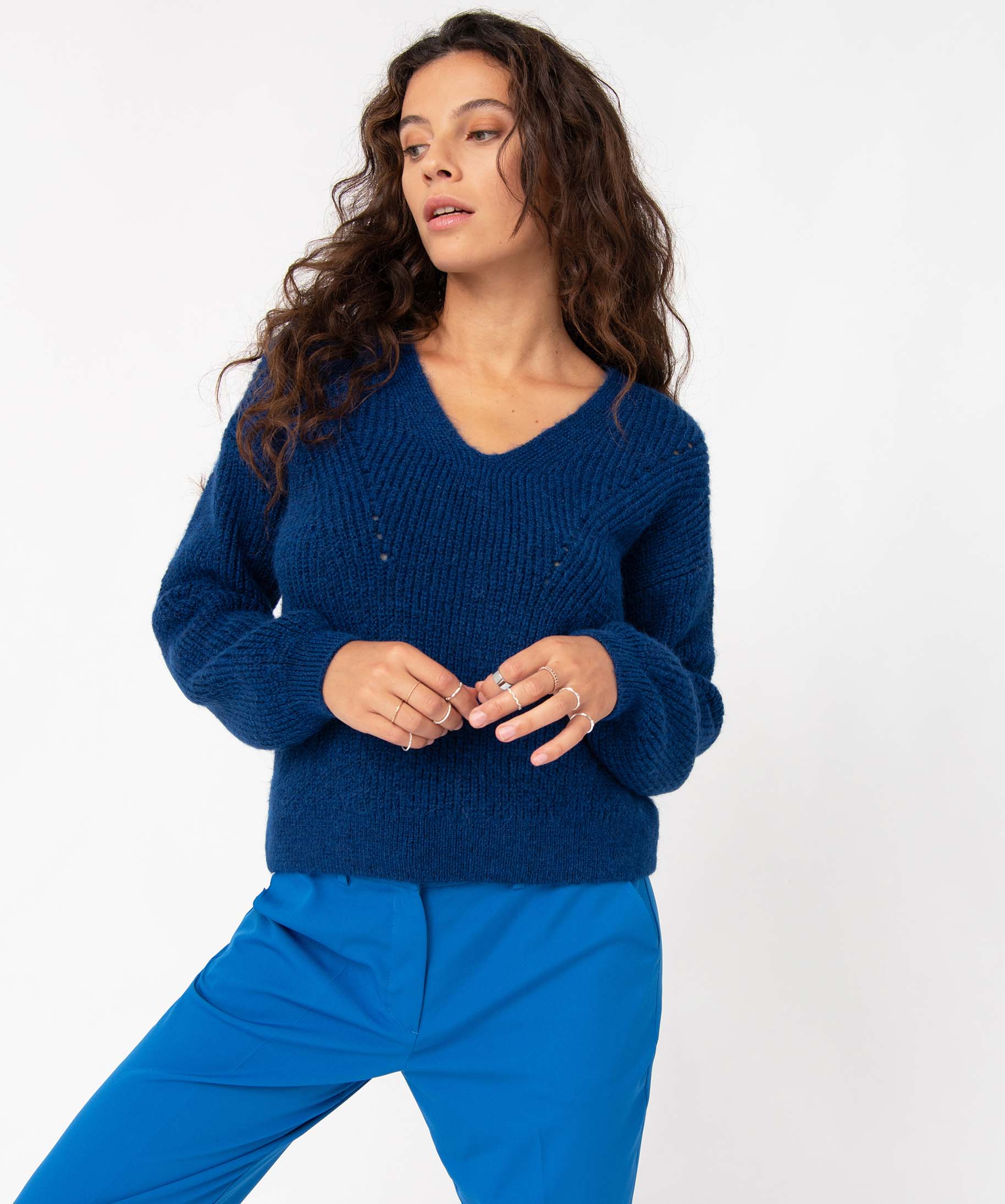 Pull femme en grosse maille à double col V bleu | GEMO