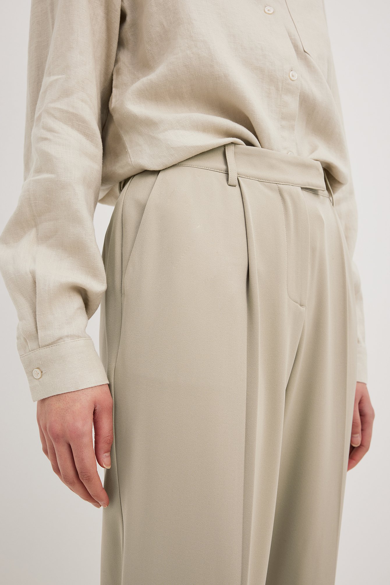 Anzughose mit mittlerer Taille und geradem Bein
