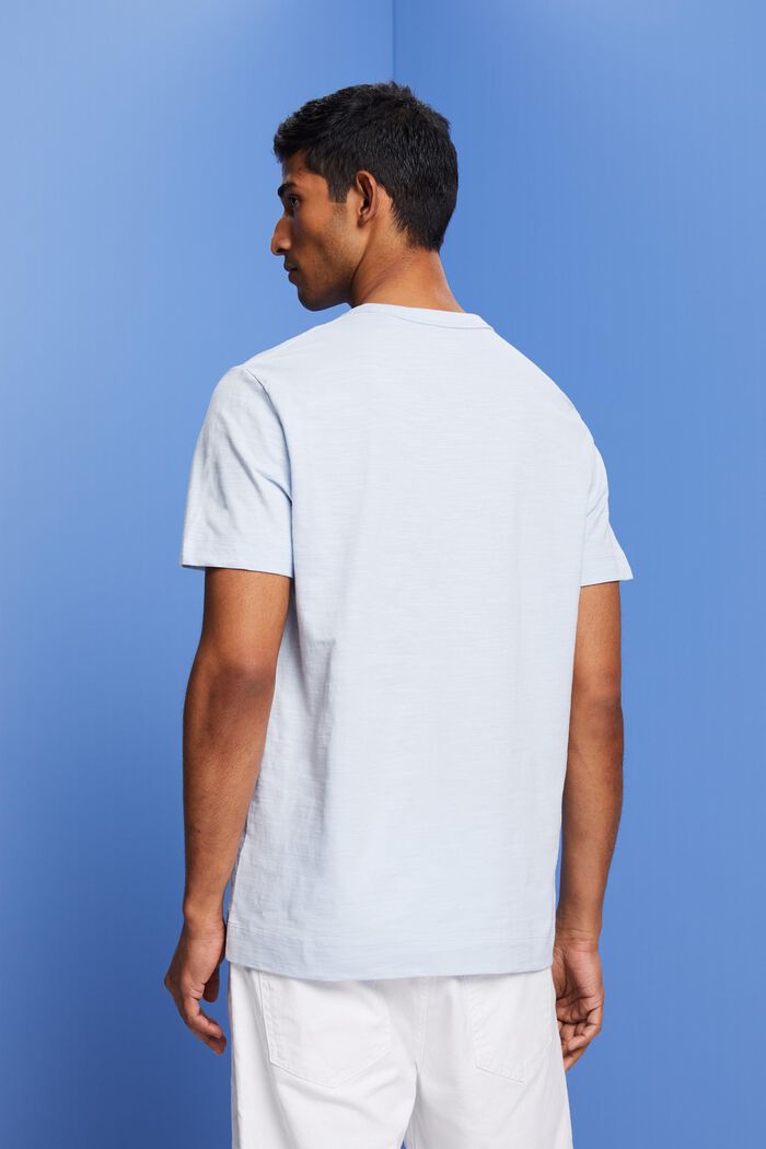 Jersey-T-Shirt mit Brust-Print, 100 % Baumwolle