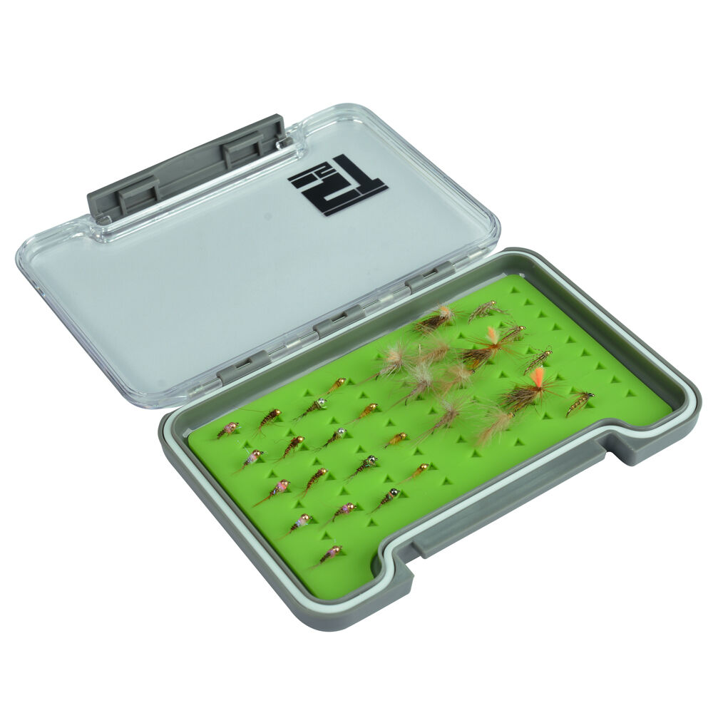 Pudełko na muchy Silverstone Waterpro Rubber Slim/Small (pojemność 75 much)
