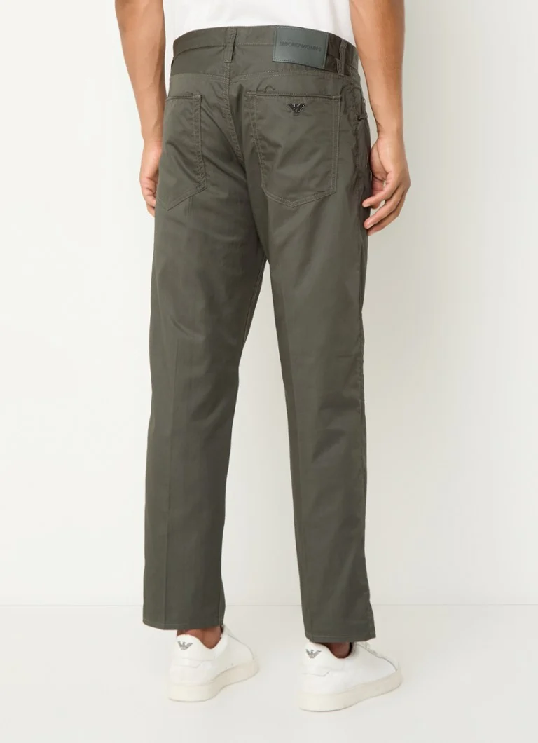 Pantaloni Emporio Armani cu croi larg și buzunare laterale