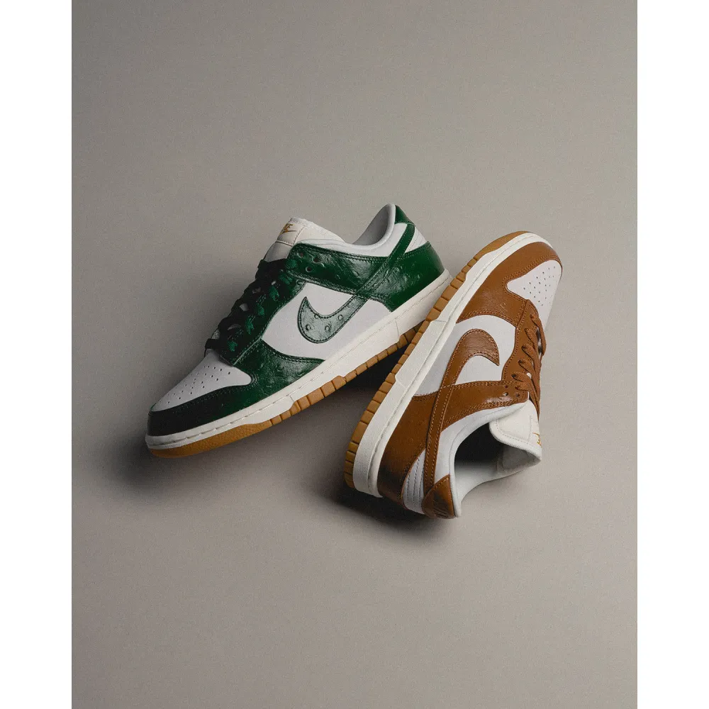 Nike WMNS Dunk Low LX FJ2260 002 / grün