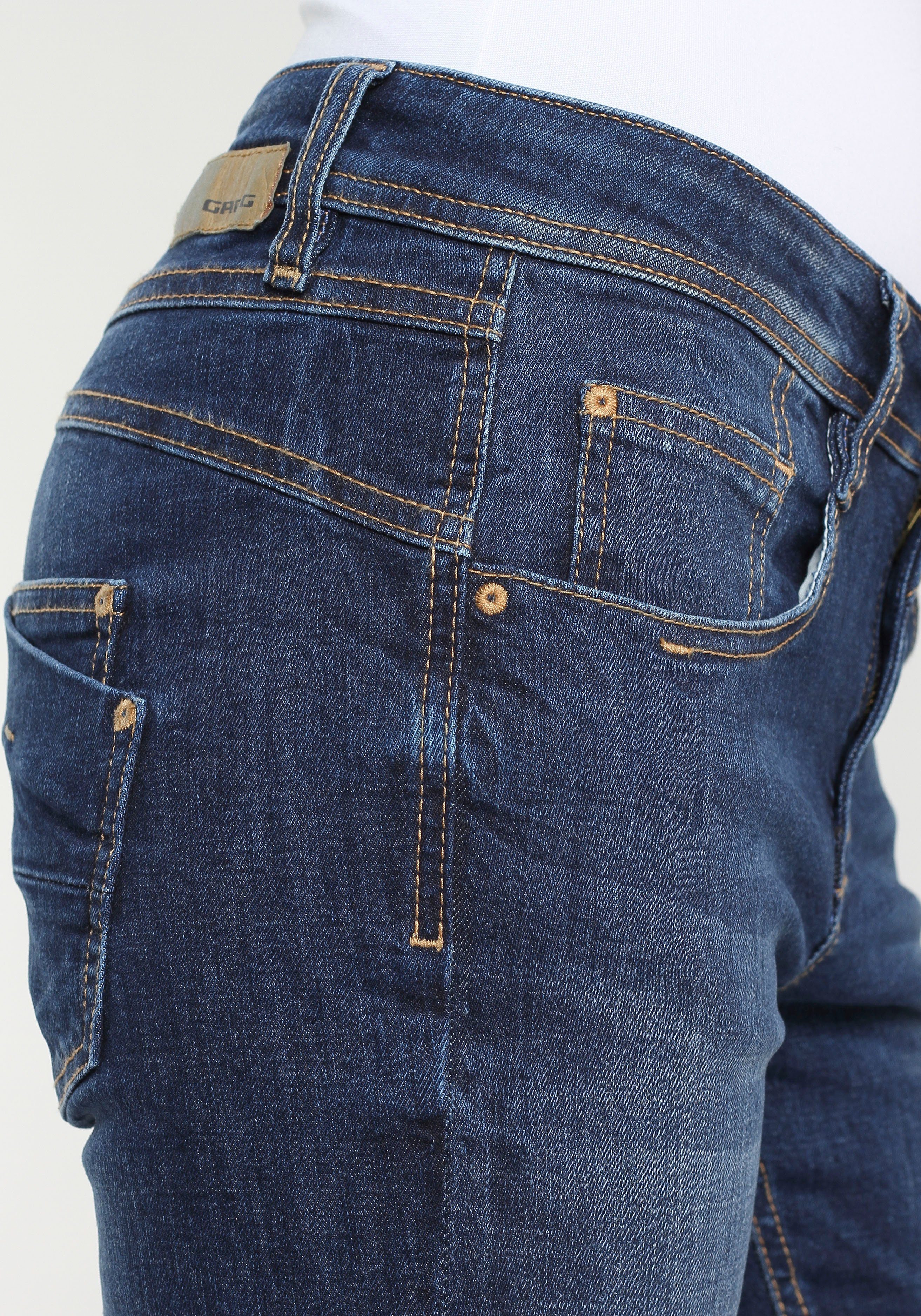 GANG Relax-fit-Jeans 94AMELIE mit doppelter rechter Gesäßtasche
