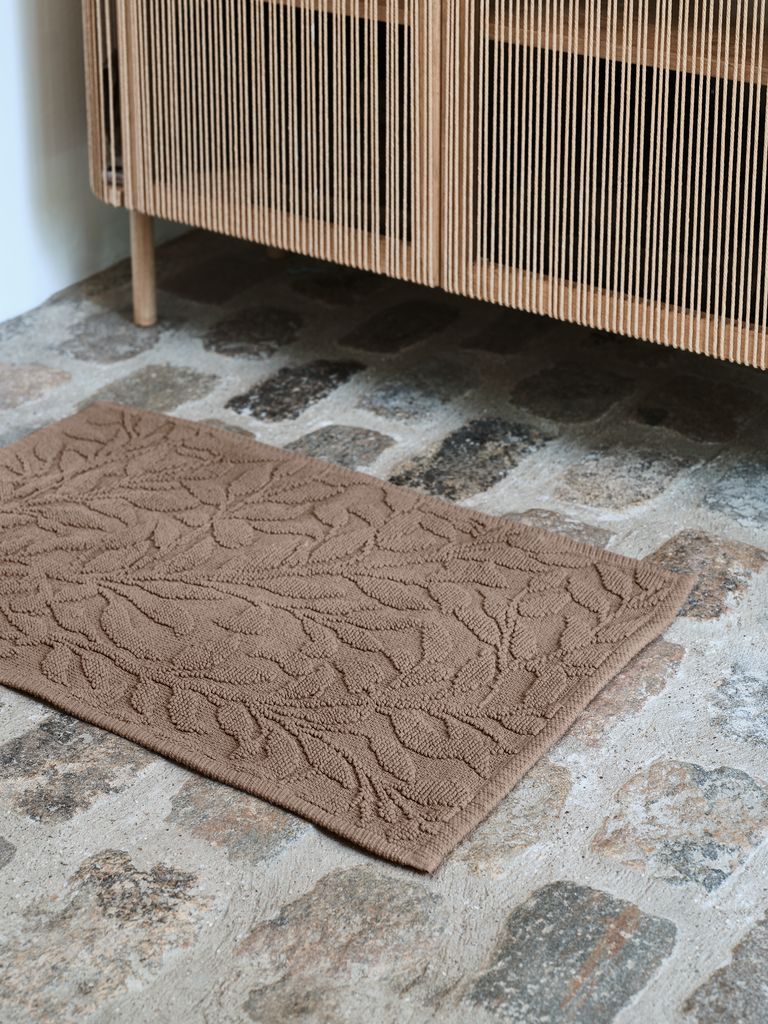 ALMVIK złota Mata łazienkowa ALMVIK 50x80cm ciemny piasek KRONBORG