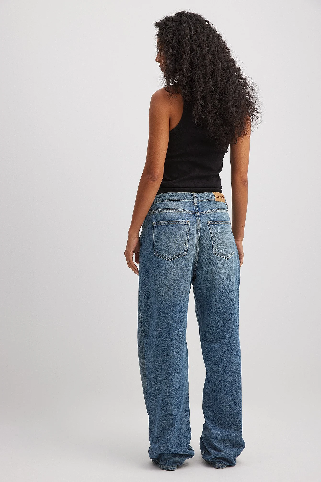 Lockere Jeans mit mittlerer Taille