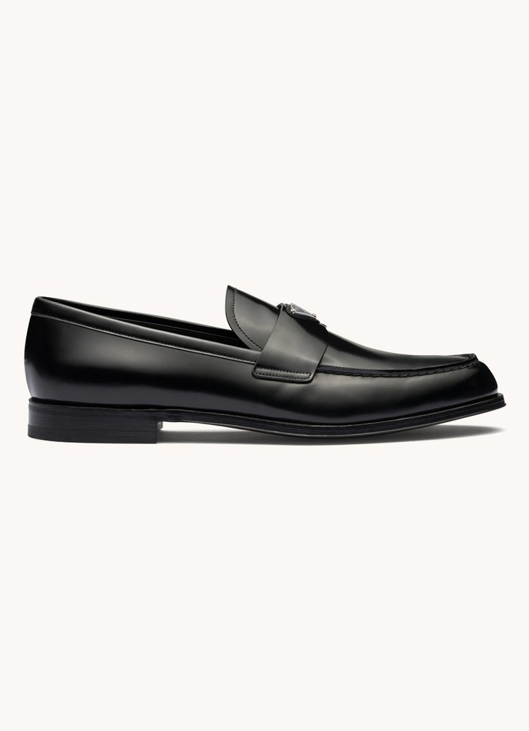 Prada leather loafer with logo
