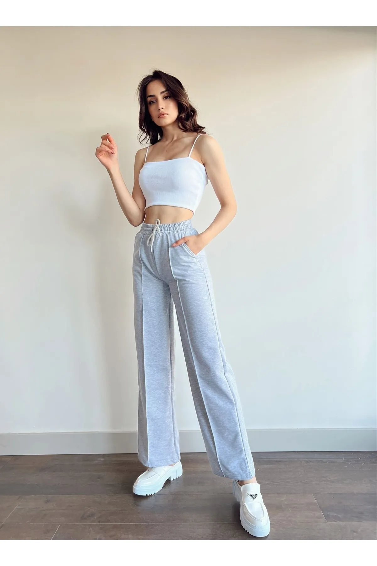 IŞILDA  Damenbekleidung, lockere Hose mit elastischem Bund