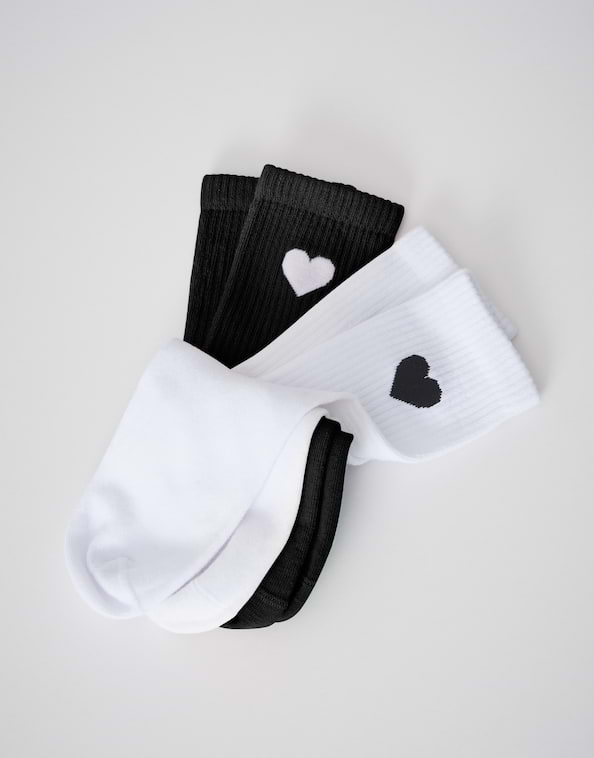 Socke Yennis heart