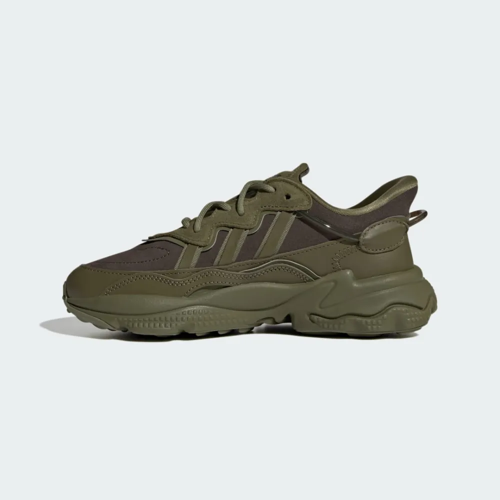 adidas OZWEEGO IG7417 / grün