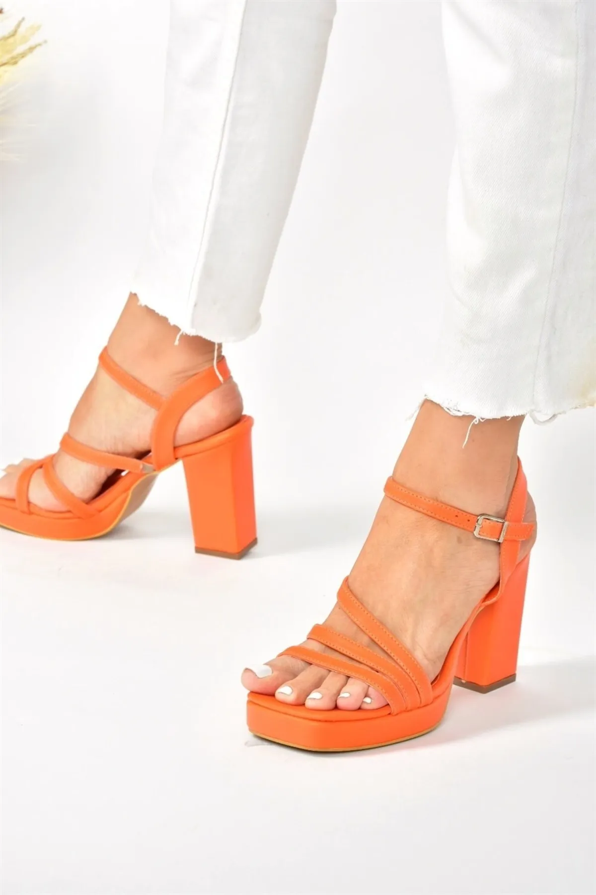 Fox Shoes  Orange dicke Damenschuhe mit Plateauabsatz M282061509