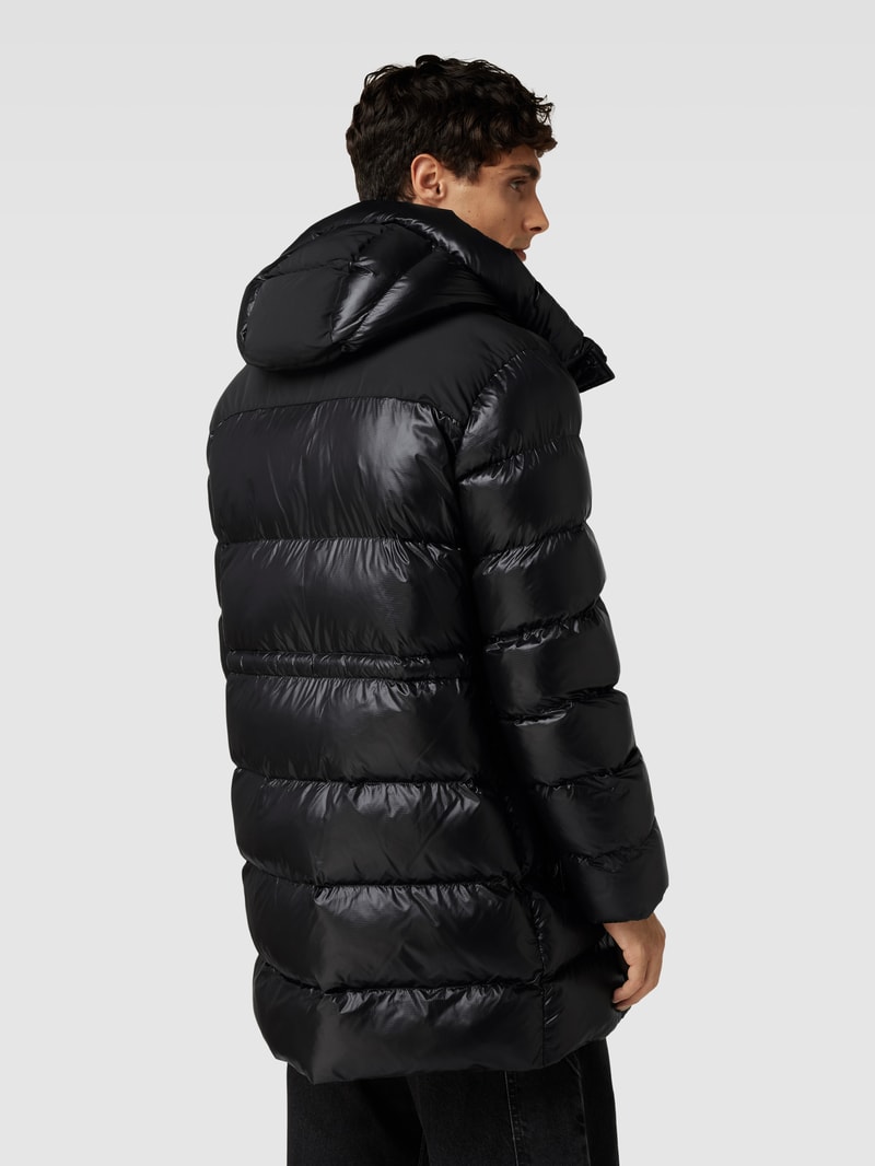 Parka mit Kapuze in schwarz