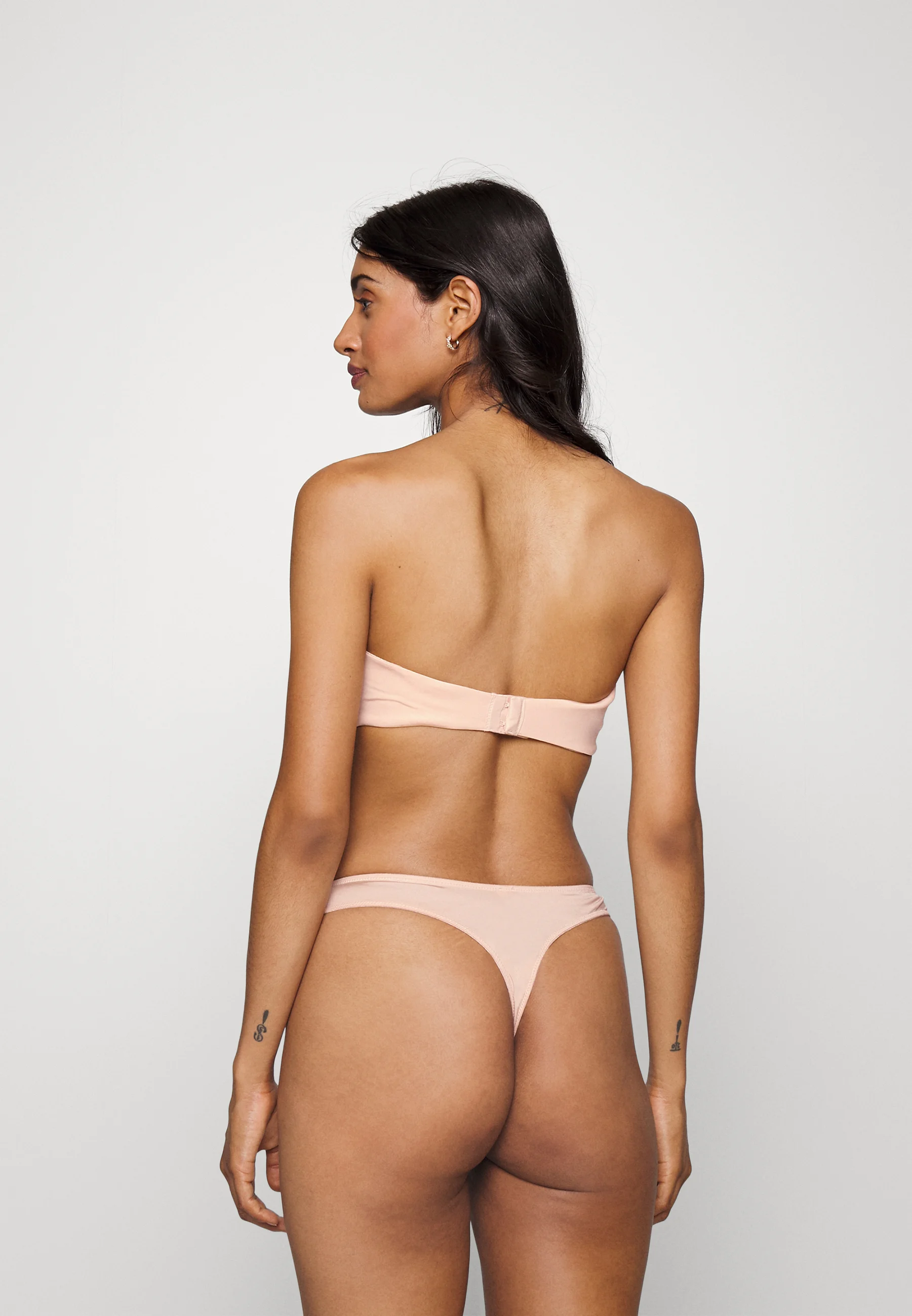 Wonderbra STARKER HALT - Sujetador con tirantes ajustables