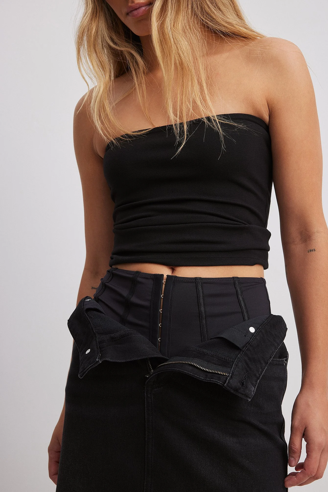 Mikro-Höschen mit hoher Taille