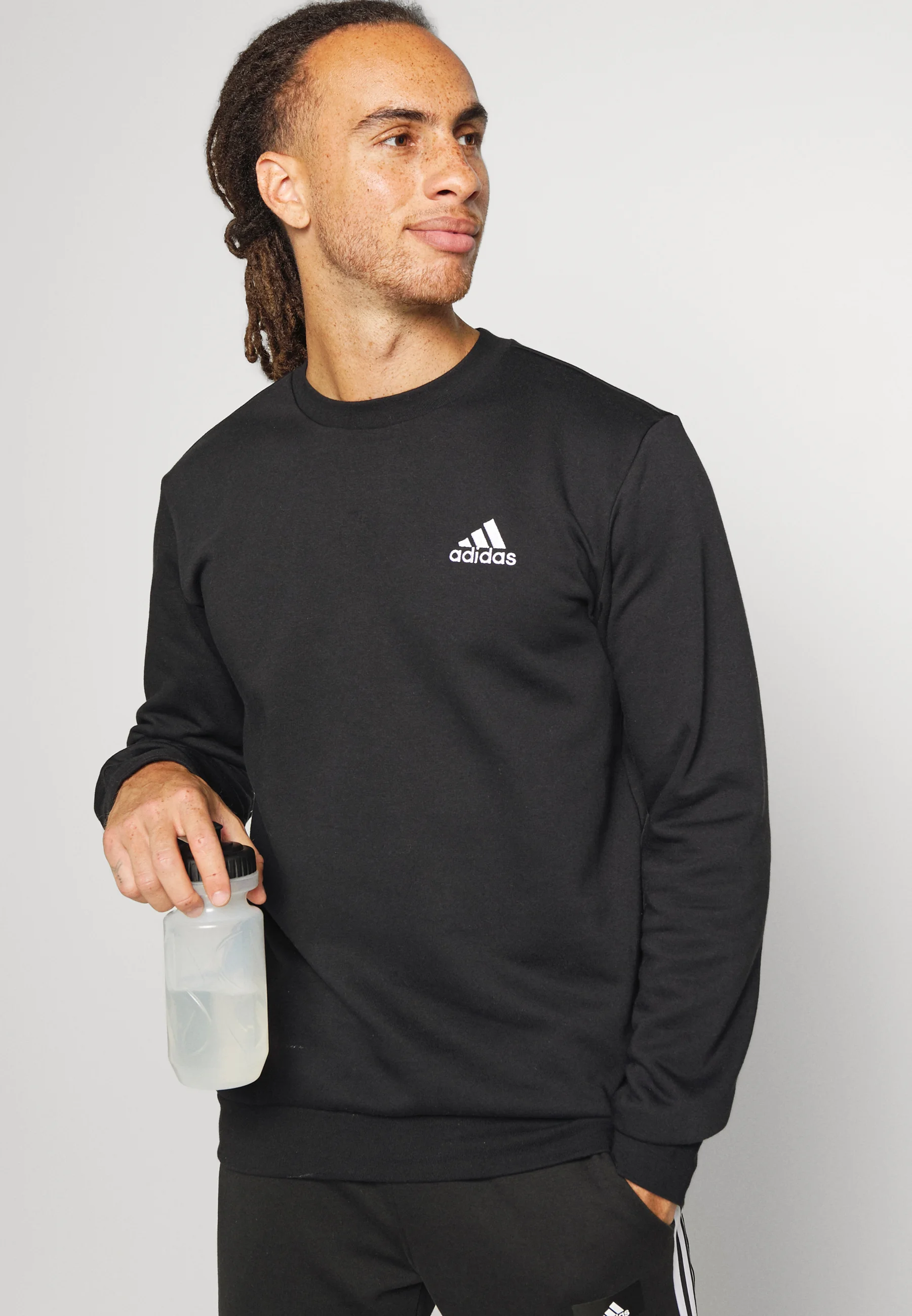 adidas Sportswear ESSENTIALS - Sudadera