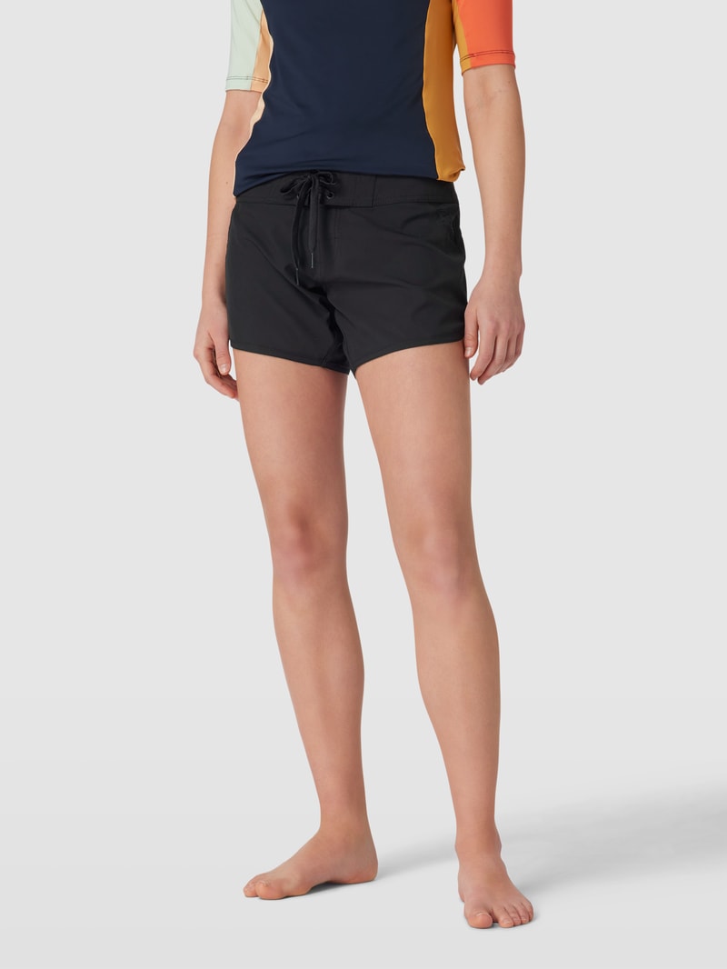 Shorts mit elastischem Bund in schwarz
