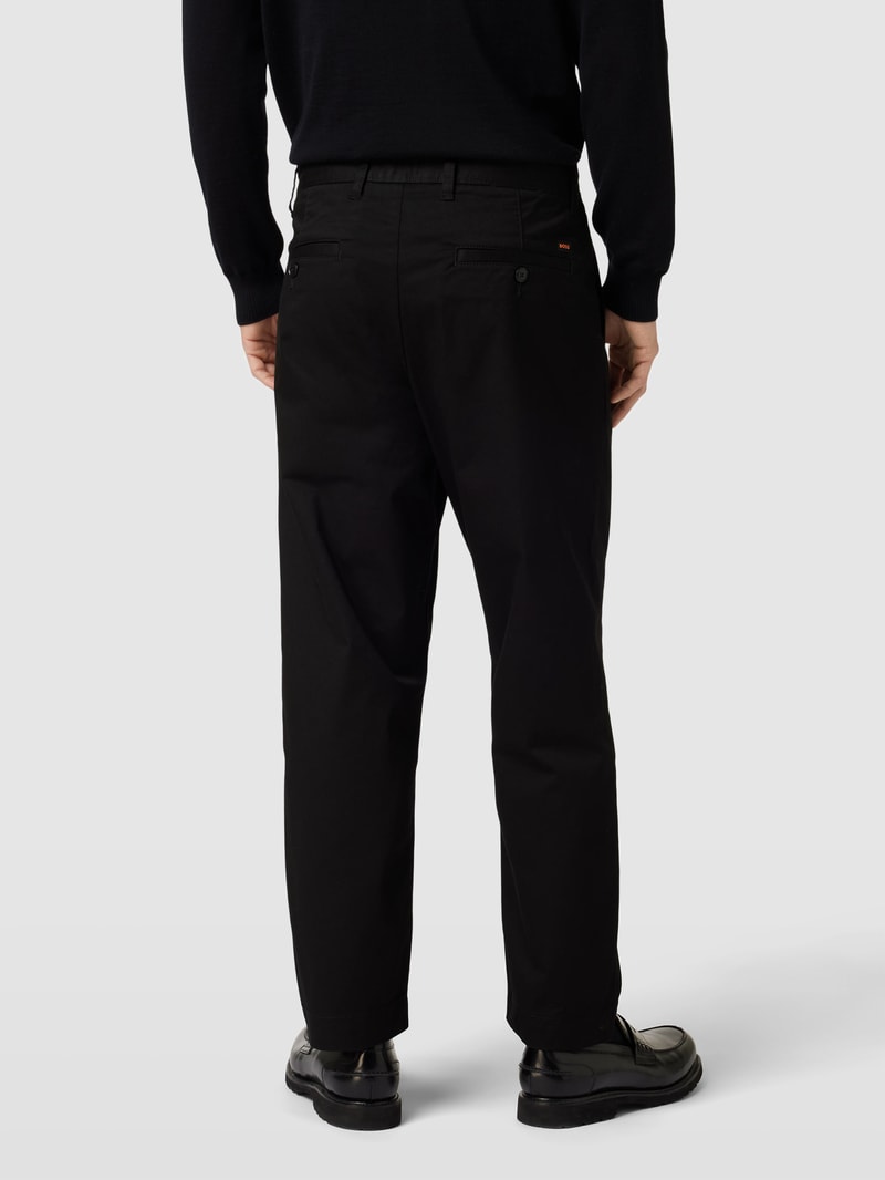 Hose mit seitlichen Eingrifftaschen Modell 'STATUM' in schwarz