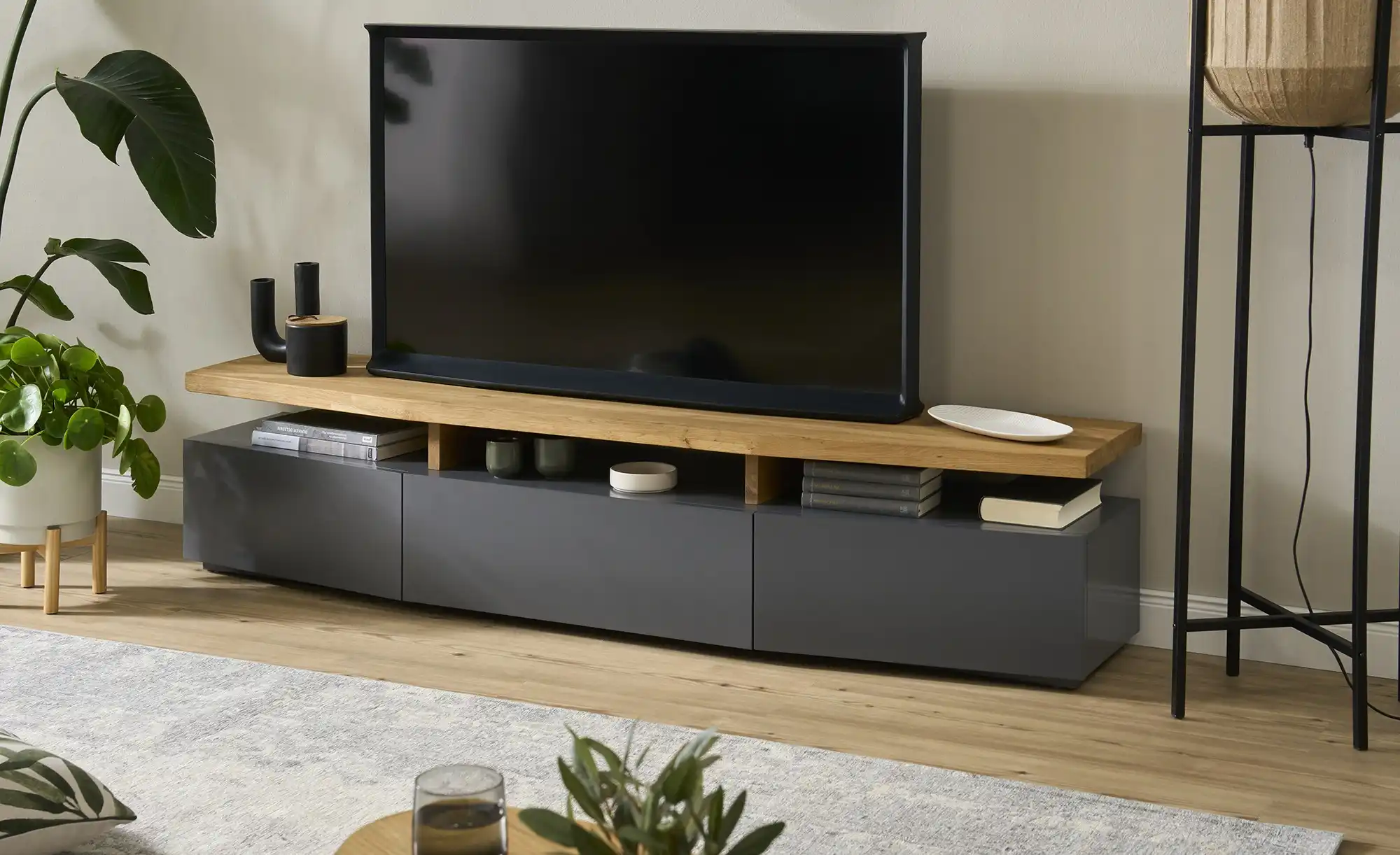 TV-Lowboard