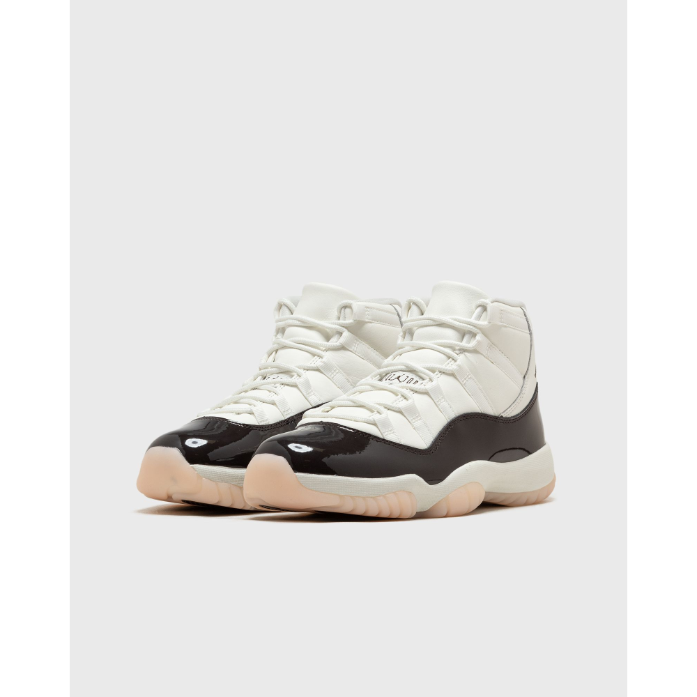 NIKE JORDAN 11 Retro WMNS Neapolitan AR0715-101 / weiss