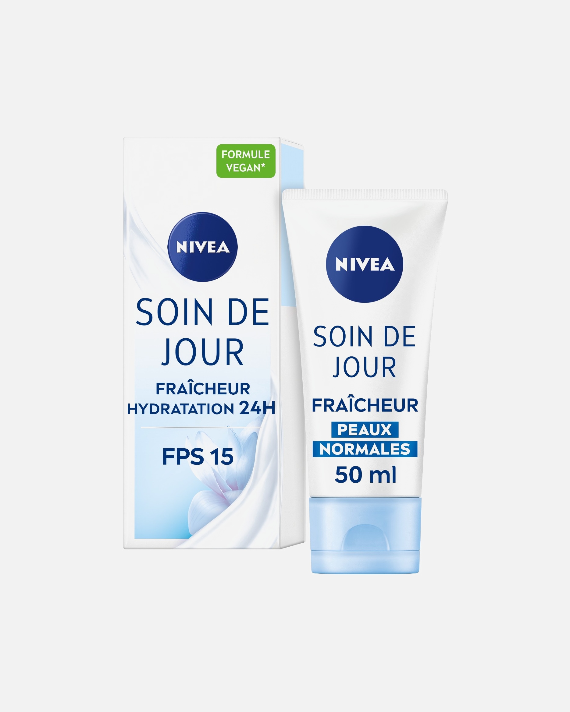 NIVEA 24H hidratantna dnevna krema za svježinu s vitaminom E SPF 15 za normalnu kožu