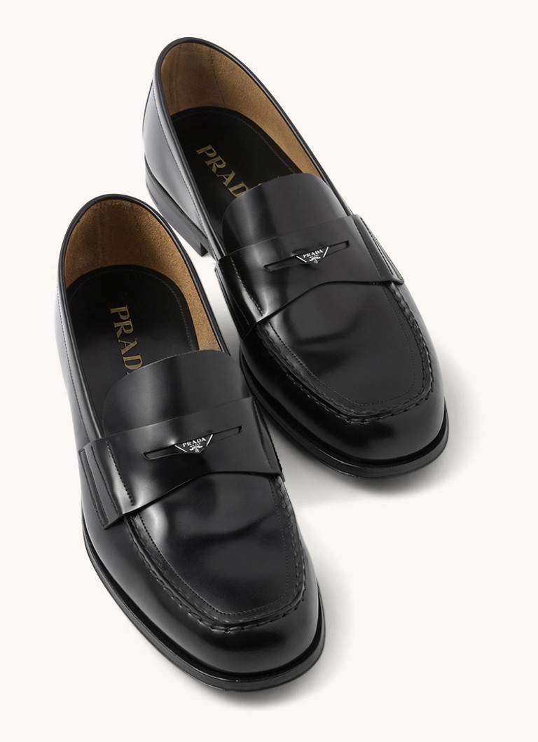 Prada leather loafer with logo