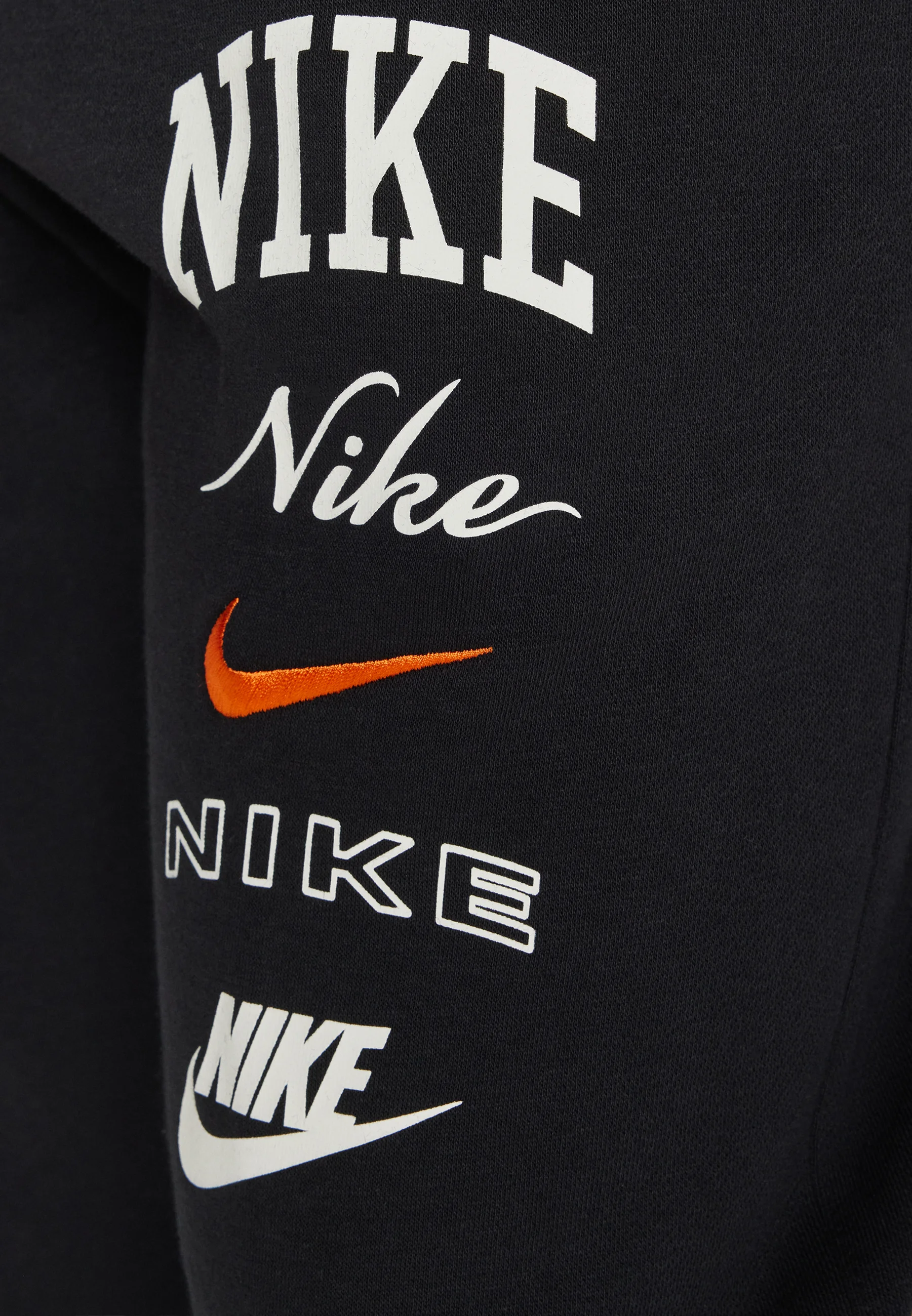 Nike Sportswear CLUB PANT STACK - Pantalones deportivos
