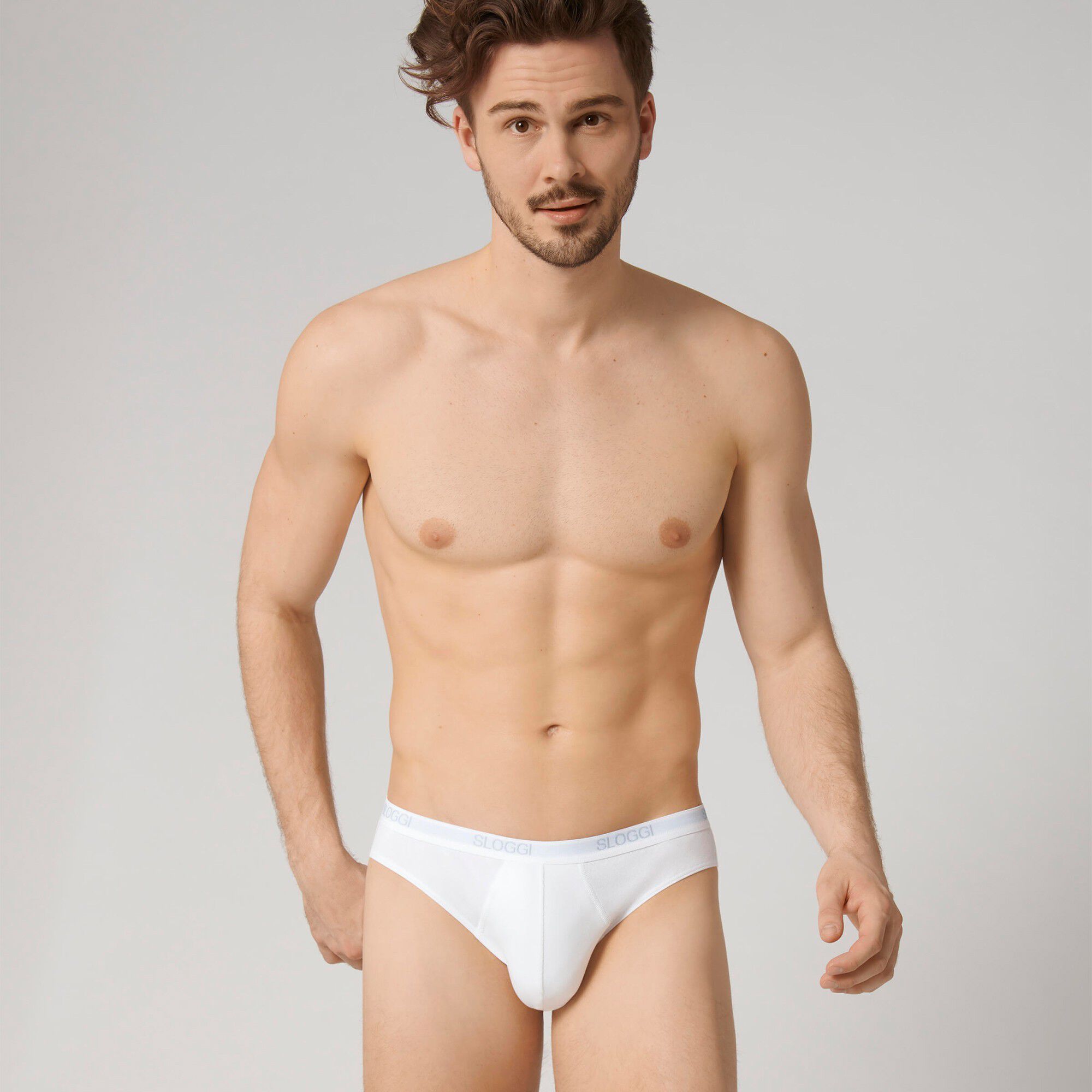 Slip fermé forme mini