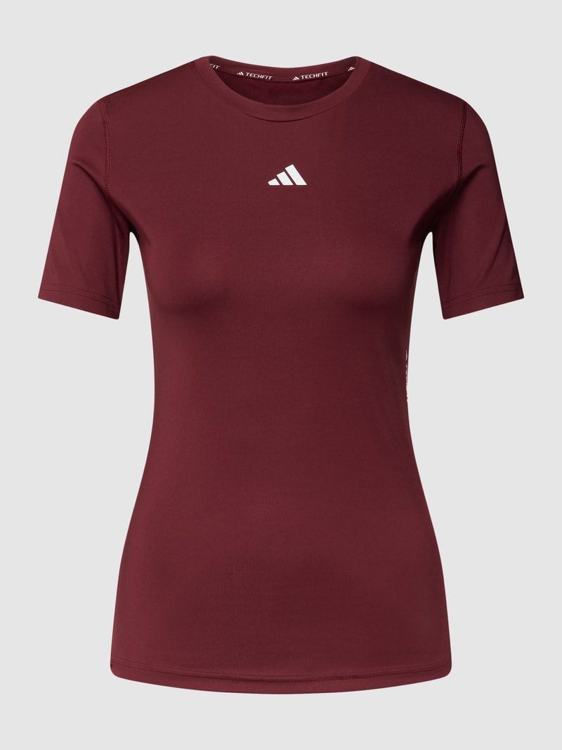 T-Shirt mit Label-Print in bordeaux rot