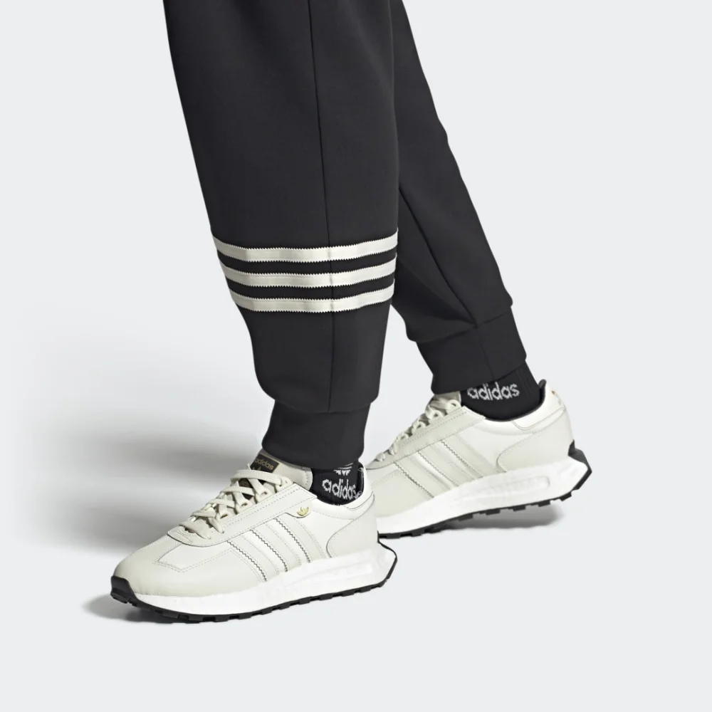 adidas Retropy E5 HQ4390 / weiss