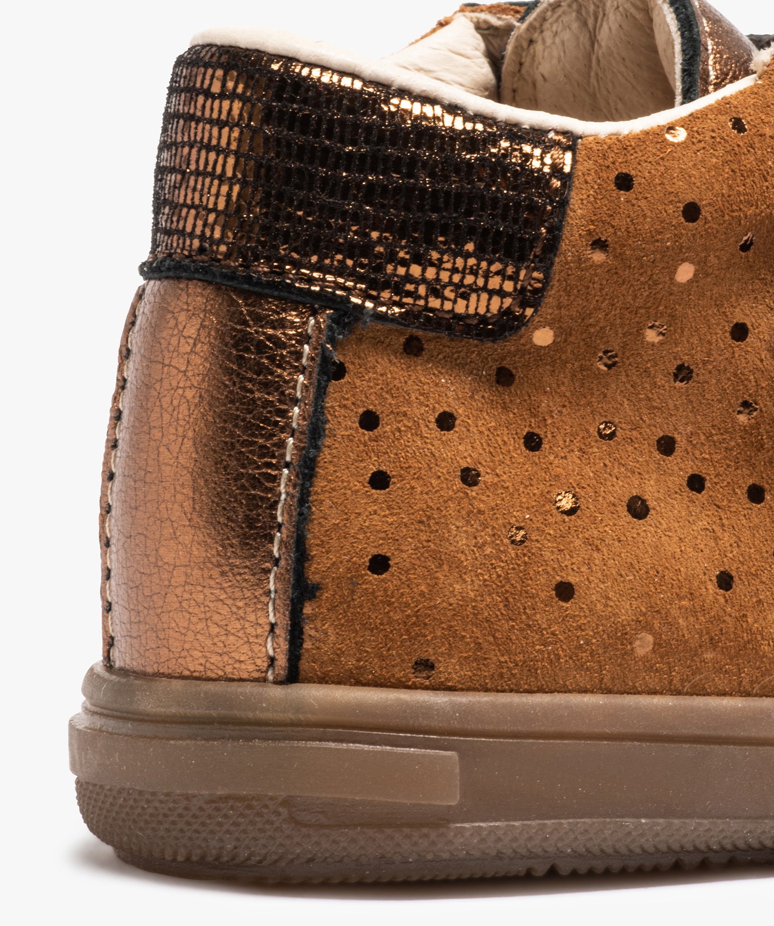 Chaussures de marche bébé dessus cuir brillant - Bopy camel | GEMO