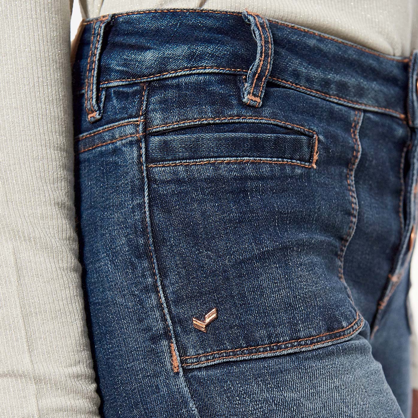 LUCKY  Jean bootcut Femme