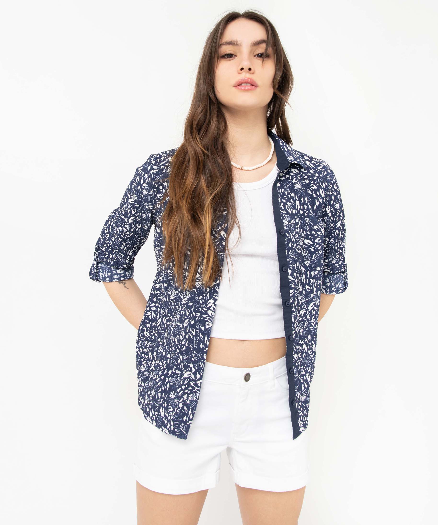 Chemise femme à motifs fleuris avec manches retroussables imprime | GEMO