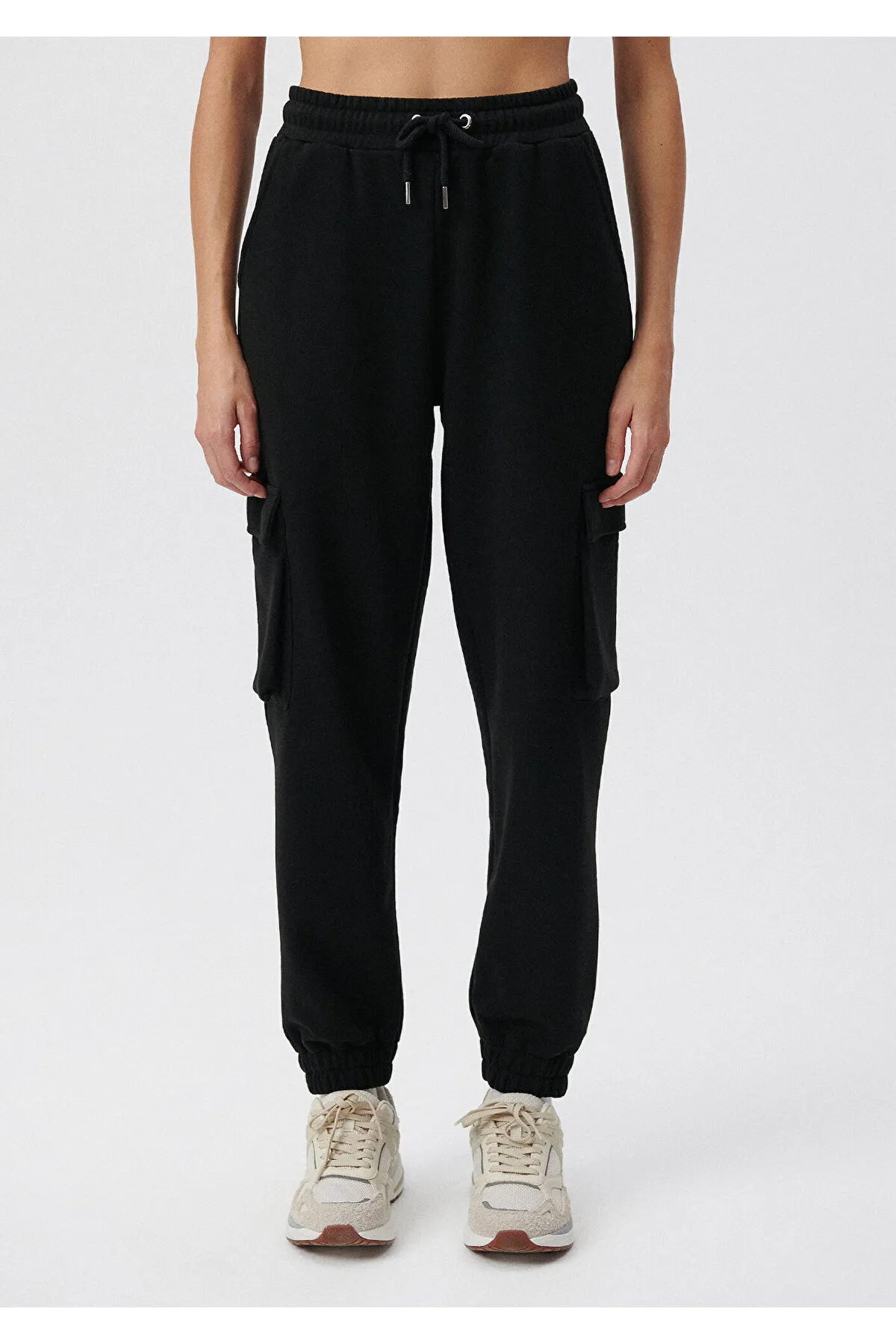Mavi  Schwarze Cargo-Jogginghose 1010271-900