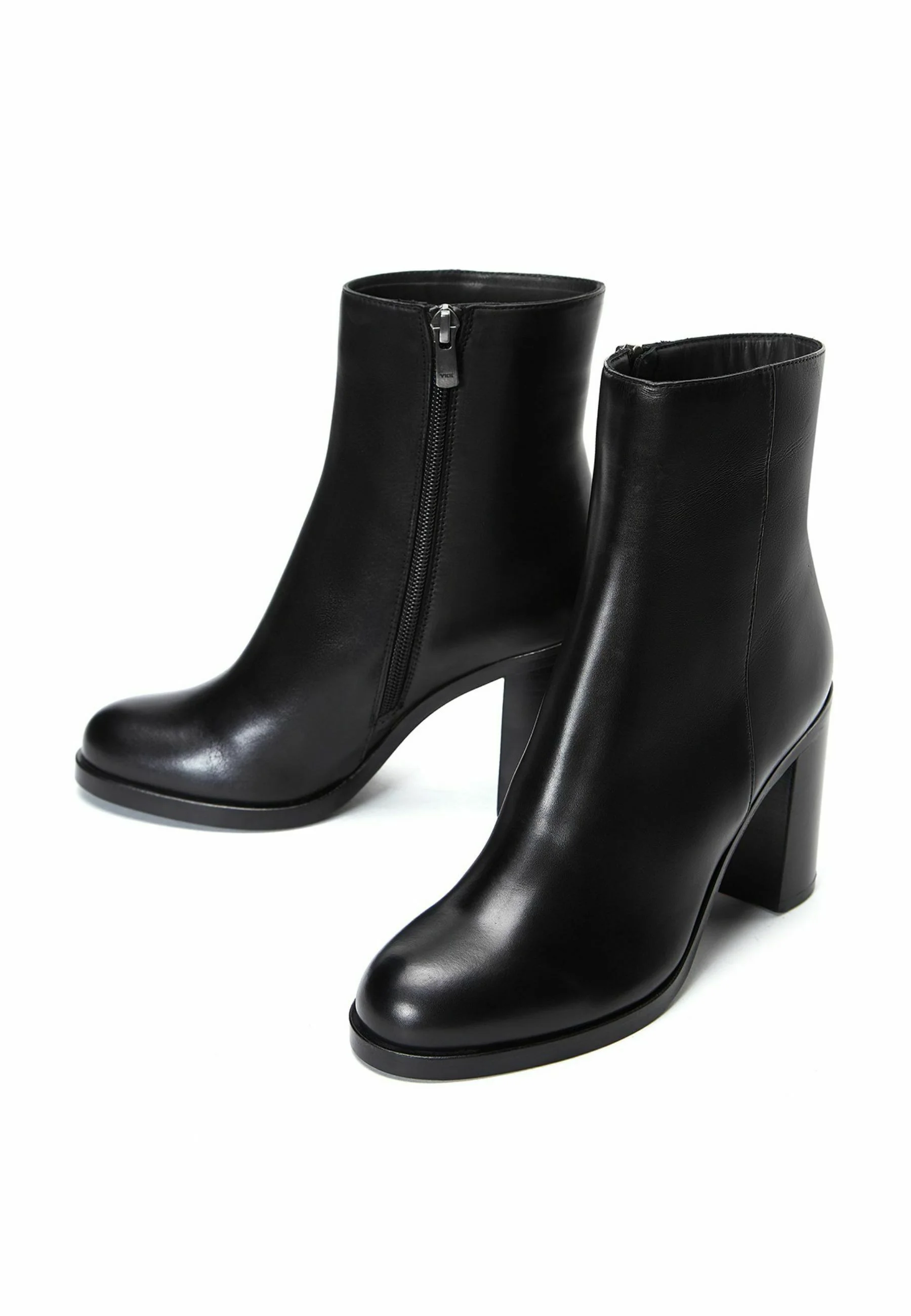 Botines de tacón Derimod