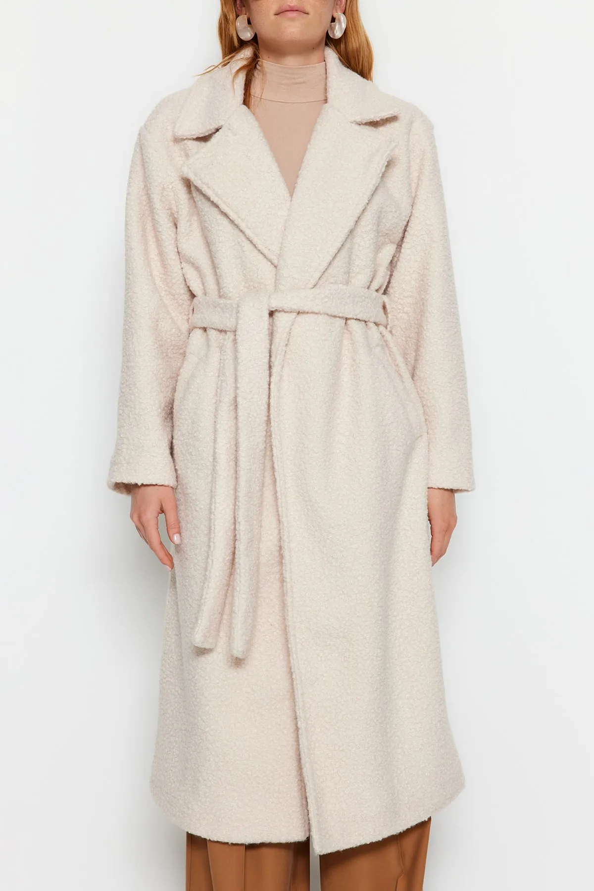 Trendyol Modest  Steinfarbener, gefütterter Sherpa-Mantel TCTAW24AB00002