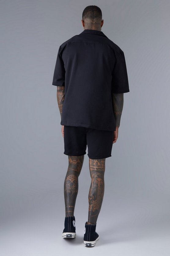 Kurzärmliges Satin-Hemd & Shorts